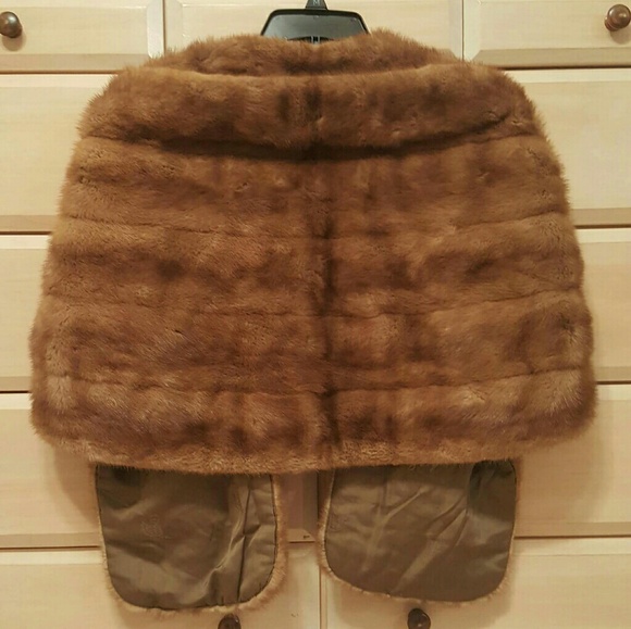 Brown Mink Fur Shawl - Picture 3 of 5